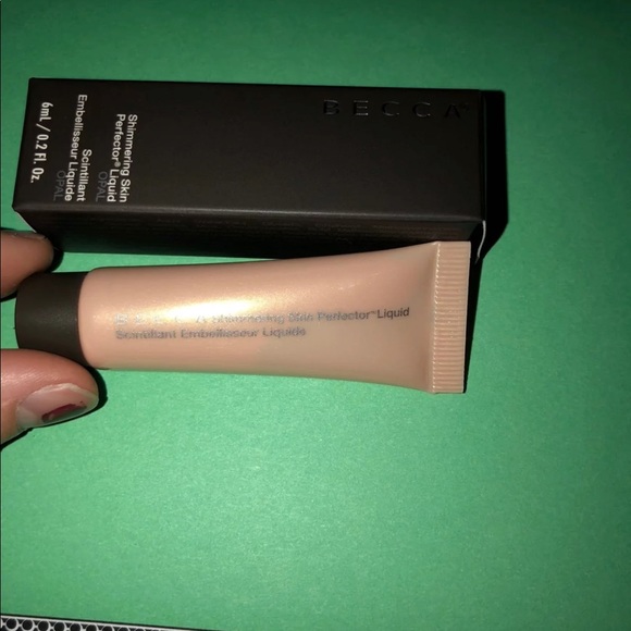 Makeup Bundle - Picture 3 of 3